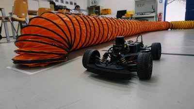 LAMARRacing – Autonomous Racing Research and Education at the HRL